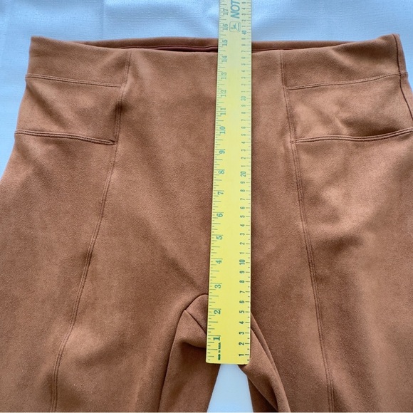 SPANX Faux Suede Leggings Caramel Size 2X - Picture 8 of 11